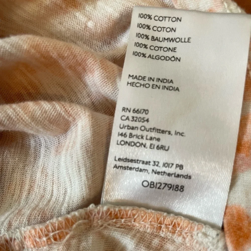 Pilcro by Anthropologie Orange/Cream Paisley Scoop Neck Short Sleeve Top. Size M